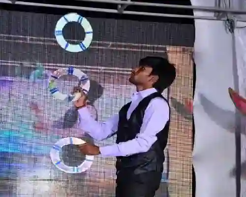 jugglers in Delhi